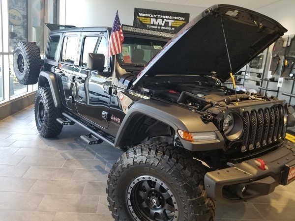 We're Your One-Stop Shop For Jeep Accessories, Customization : John L.  Sullivan Dodge Chrysler Jeep Ram